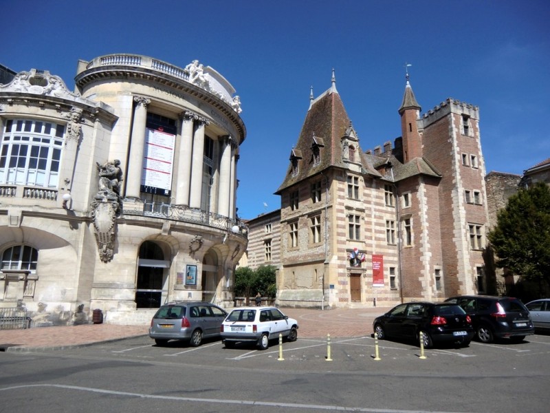 Agen Theater and Museum